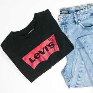 Levi's Graphic Tee